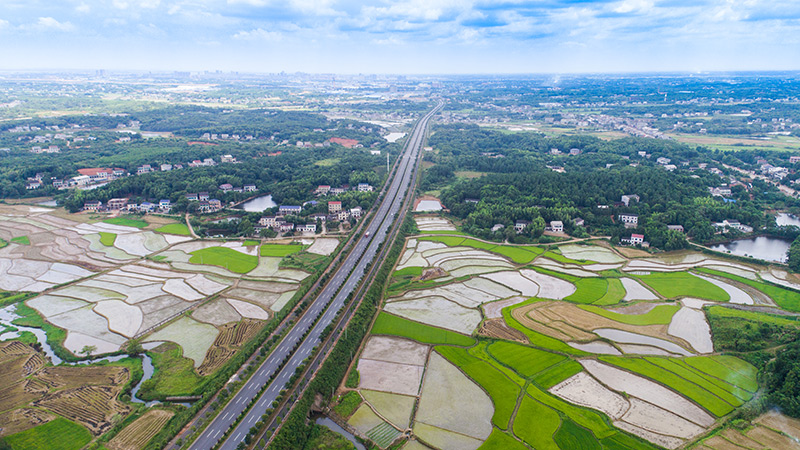 17、芙蓉大道湘阴段道路工程（3）.jpg